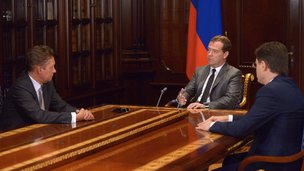 С главой ОАО «Газпром» Алексеем Миллером и главой Минэнерго Александром Новаком